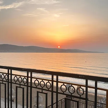 アパート Penthouse Happy Moments *