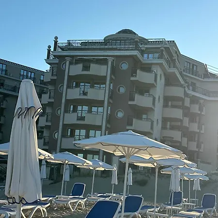 アパート Penthouse Happy Moments